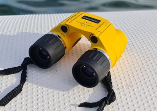 best marine binoculars with compass