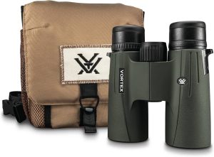 Best Lightweight Binoculars for Safari